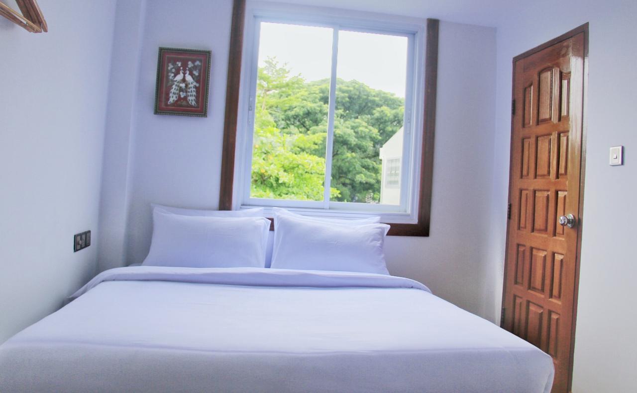 The Lodge Yangon Poshtel 외부 사진